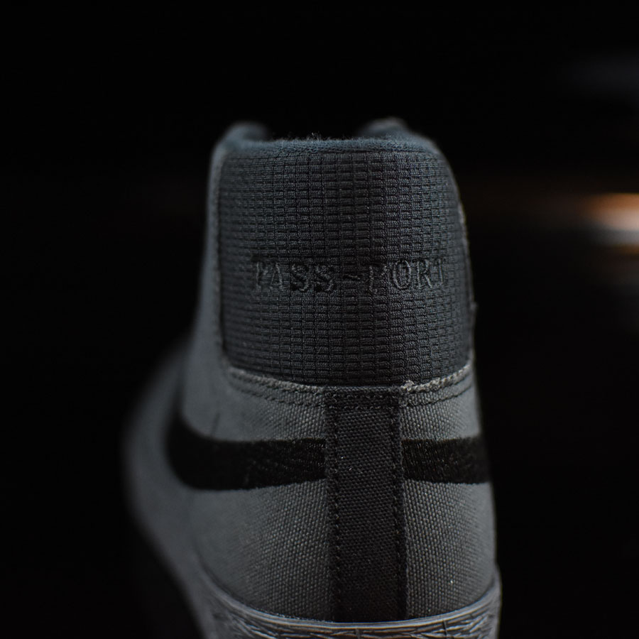 Nike SB x Pass-Port Blazer