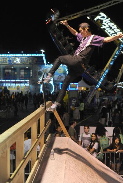 ripping skateboarding and hip hop at camp flog gnaw carnival